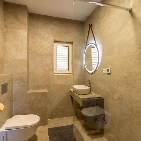 Lugano Apartment *