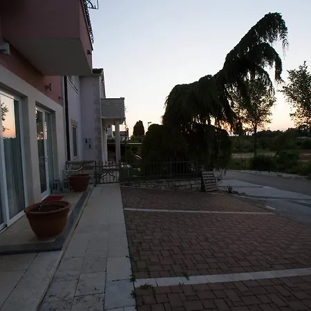 Lugano Apartmán *